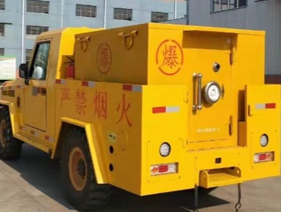 商洛凯龙爆破器材运输车：保障爆破任务的安全运行